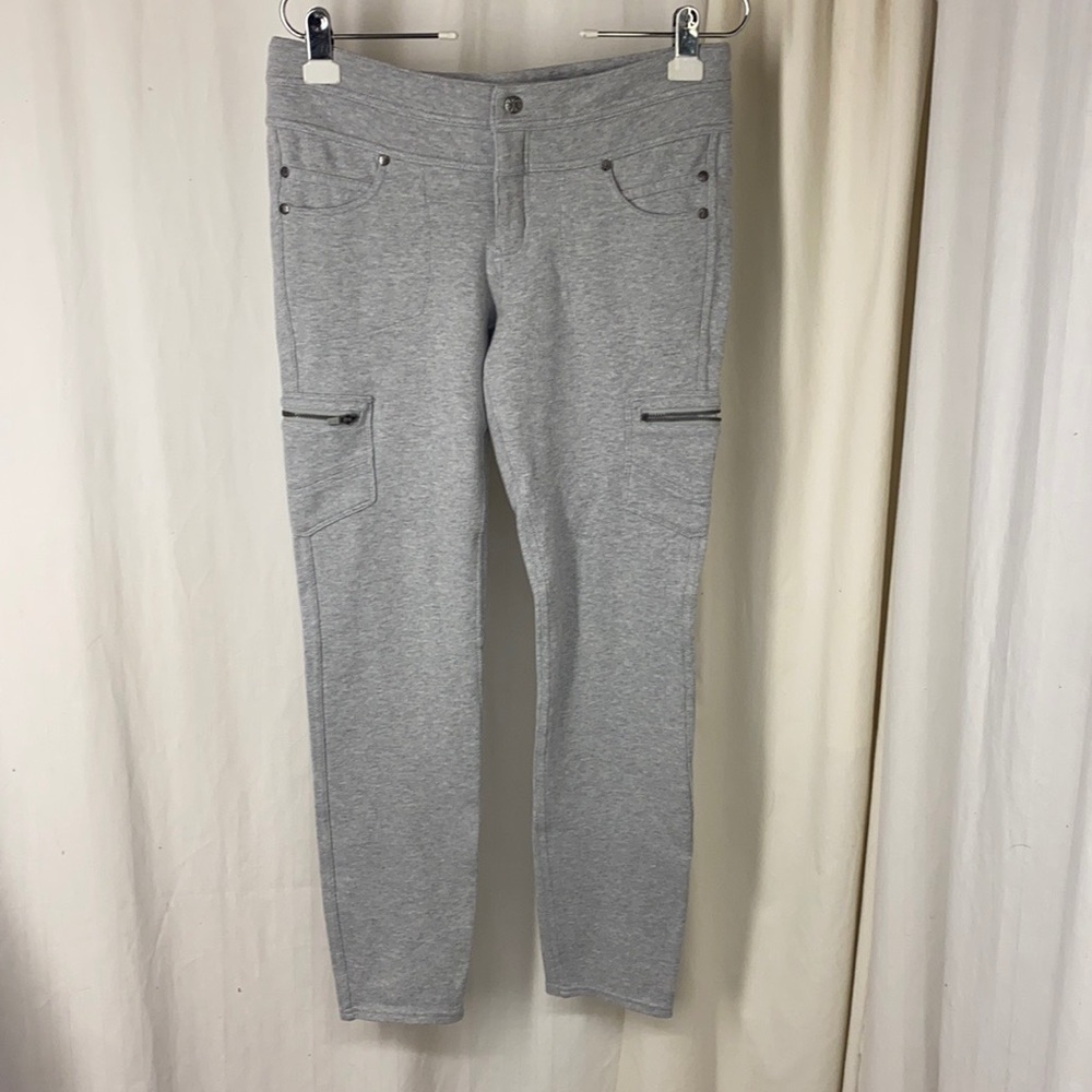 ATHLETA 6 Gray Thick Cargo Sweatpants Leggings Slim Leg Pants